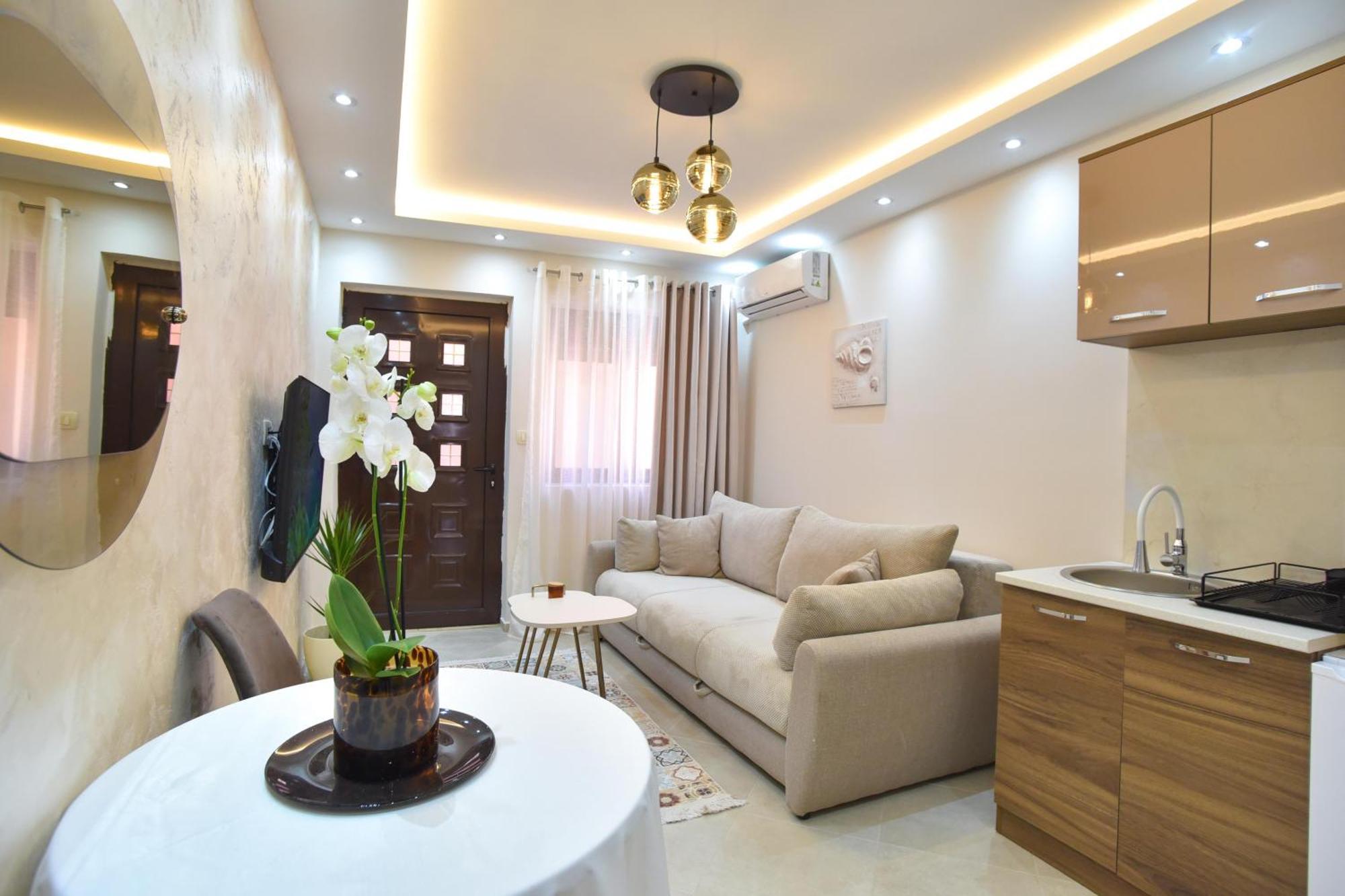 Vila Apartments Lidija Petrovac Exterior photo